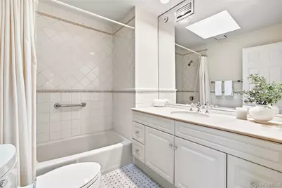 12 Brook Hills Circle, White Plains, NY 10605 - Photo 26