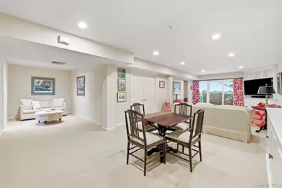 12 Brook Hills Circle, White Plains, NY 10605 - Photo 30