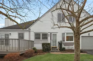 12 Brook Hills Cir, White Plains, NY 10605 - Photo 2