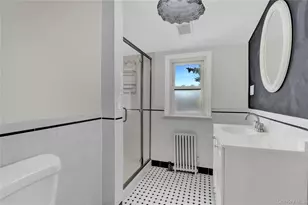 2242 6th St, East Meadow, NY 11554 - Photo 32