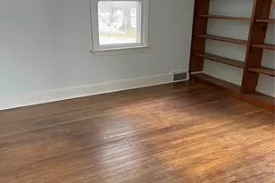 16 Vail Ave, East Quogue, NY 11942 - Photo 10