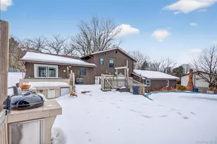 100 Watch Hill Dr, Fishkill, NY 12524 - Photo 36