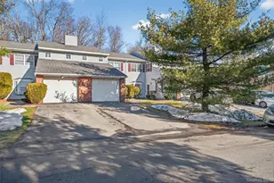 223 Eagleton Dr, Monroe, NY 10950 - Photo 28
