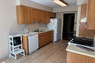 511 Race Pl, Oakdale, NY 11769 - Photo 8