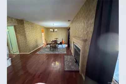 511 Race Place, Oakdale, NY 11769 - Photo 4