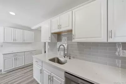 785 Locksley Road, Yorktown Heights, NY 10598 - Photo 8