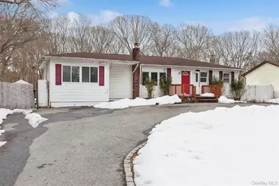 103 W Yaphank Road, Coram, NY 11727 - Photo 30