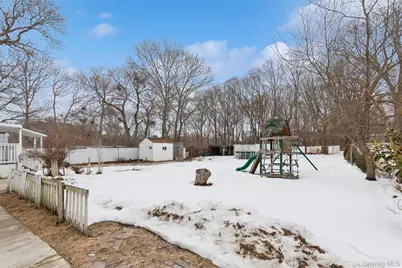 103 W Yaphank Road, Coram, NY 11727 - Photo 22