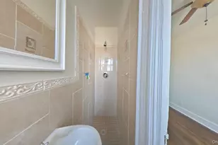 100 Pelham Rd, New Rochelle, NY 10805 - Photo 10