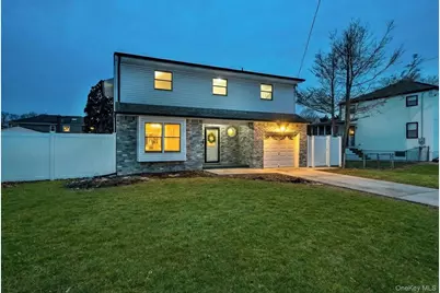 2550 Natta Boulevard, Bellmore, NY 11710 - Photo 42