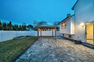 2550 Natta Blvd, Bellmore, NY 11710 - Photo 44