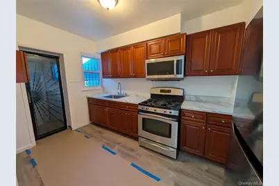 92-55 215th Place, Queens Village, NY 11428 - Photo 4