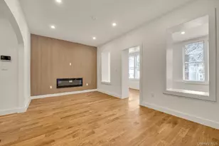 1517 Gillespie Ave, Bronx, NY 10461 - Photo 4