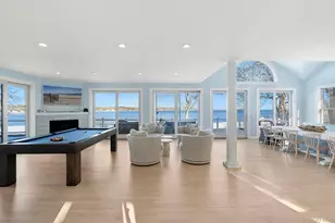 11 Bay View Dr E, Hampton Bays, NY 11946 - Photo 4