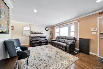 4 Cecil Place, Hicksville, NY 11801 - Photo 4