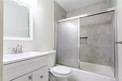 21 Spirit Lane, New York, NY 10303 - Photo 16