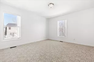 44 Greenvale Cir, White Plains, NY 10607 - Photo 22