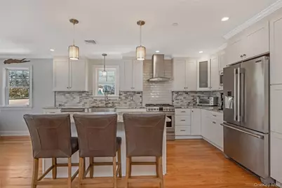 24 North Boulevard, East Rockaway, NY 11518 - Photo 2