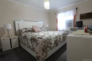 60-59 70th St, Maspeth, NY 11378 - Photo 8