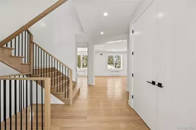 1 Manor Drive #202, Monsey, NY 10952 - Photo 6