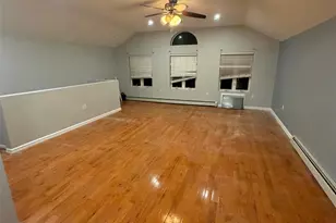 147-36 Springfield Ln, Springfield Gardens, NY 11413 - Photo 4