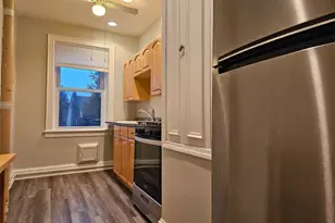 30 Shipherd Ave, Lynbrook, NY 11563 - Photo 8