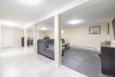 153 N Queens Avenue, Massapequa, NY 11758 - Photo 12