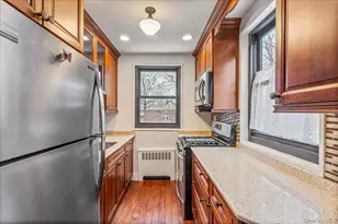 199-18 19th Ave, Whitestone, NY 11357 - Photo 10