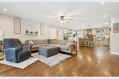 135 5th Avenue, Kings Park, NY 11754 - Photo 10