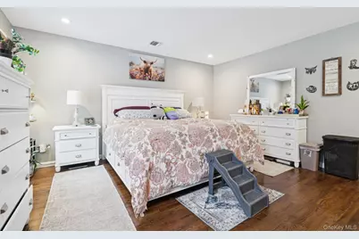 135 5th Avenue, Kings Park, NY 11754 - Photo 24