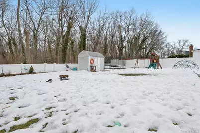 135 5th Avenue, Kings Park, NY 11754 - Photo 38