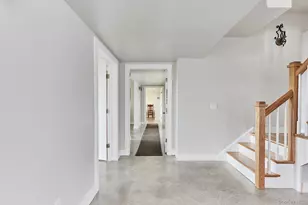 21 Contentment Ln, Red Hook, NY 12571 - Photo 12