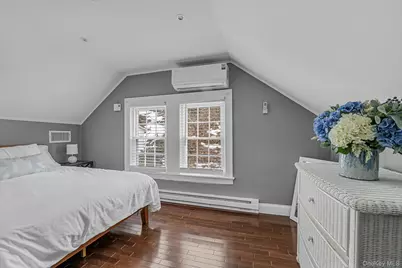 201 Woodbine Avenue, Northport, NY 11768 - Photo 22