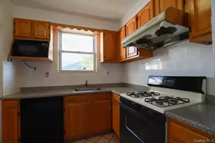 50-36 190th St, Fresh Meadows, NY 11365 - Photo 2