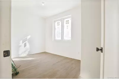 [Address not provided], Brooklyn, NY 11206 - Photo 4