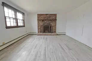 205 Connetquot Rd, Oakdale, NY 11769 - Photo 24