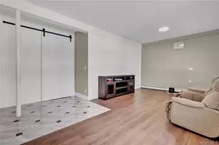 40 Scholar Ln, Commack, NY 11725 - Photo 20