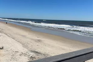 21 Greentree Ct, Shirley, NY 11967 - Photo 22