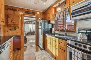 1850 Sterling Rd, Cutchogue, NY 11935 - Photo 18