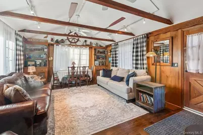 1850 Sterling Road, Cutchogue, NY 11935 - Photo 14