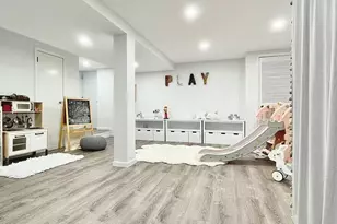 215-40 23rd Ave, Bayside, NY 11360 - Photo 12