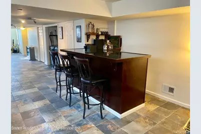 49 Llewellyn Place, New York, NY 10310 - Photo 24