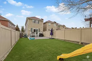 49 Llewellyn Pl, New York, NY 10310 - Photo 28