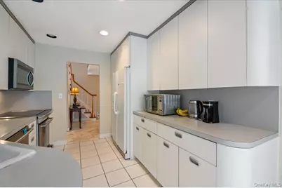8 Sagamore Way S, Jericho, NY 11753 - Photo 12