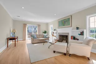 2 Smull Ln, Port Washington, NY 11050 - Photo 6