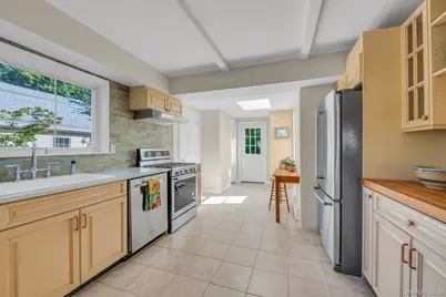 2 Smull Lane, Port Washington, NY 11050 - Photo 14