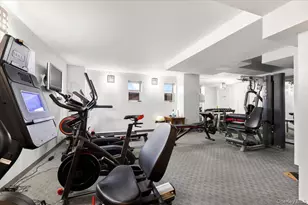 2287 Johnson Ave, Bronx, NY 10463 - Photo 8