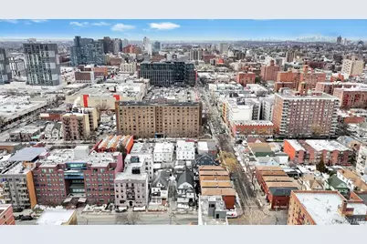 9008 171st Street, Jamaica, NY 11432 - Photo 8