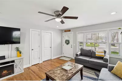 72 Conklin Avenue, Patchogue, NY 11772 - Photo 14