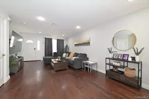 556 Park Ave, West Hempstead, NY 11552 - Photo 6